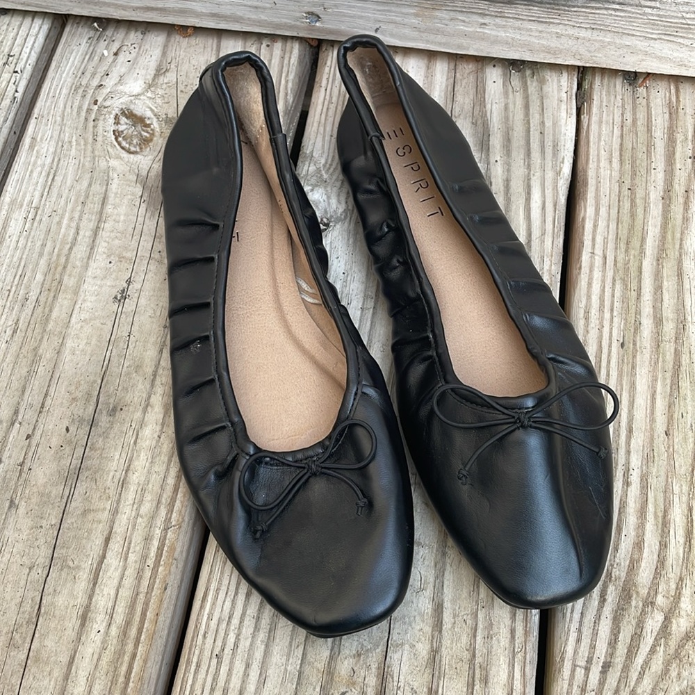 Esprit Nina Black Leather Ballet Flats Women's Size 7.5 Like New